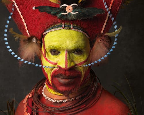 Faces of Papua New Guinea - Fine Art Portrait Serie - Red Tari - close up