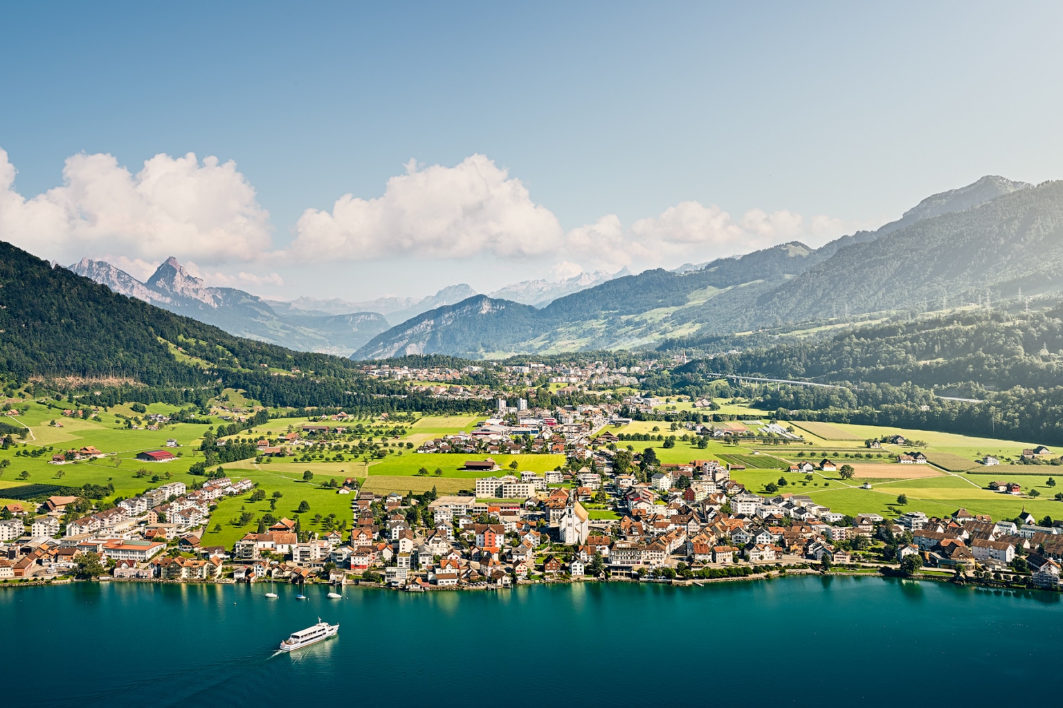 Luftaufnahme Zugersee Arth Oberarth Goldau Mythen Schwyz - Gerry Pacher 